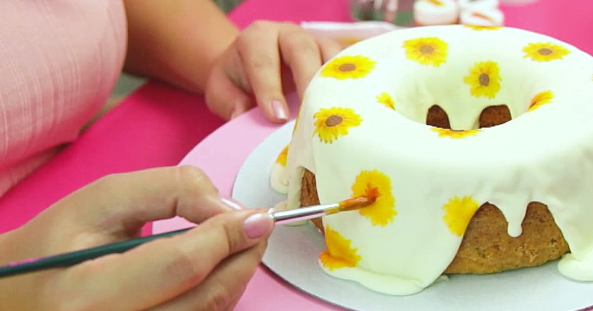 Cobertura de Porcelana com Apenas 2 Ingredientes para Bolos Caseiros